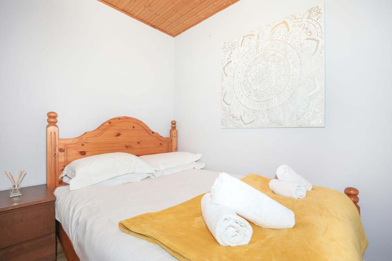 Beautiful 4 Bedroom Cottage - Ideal Location - Free Parking Edimburgo Exterior foto